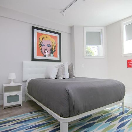 Stylish Studio In Brookline-5Min Train To Boston.. #2 Kültér fotó
