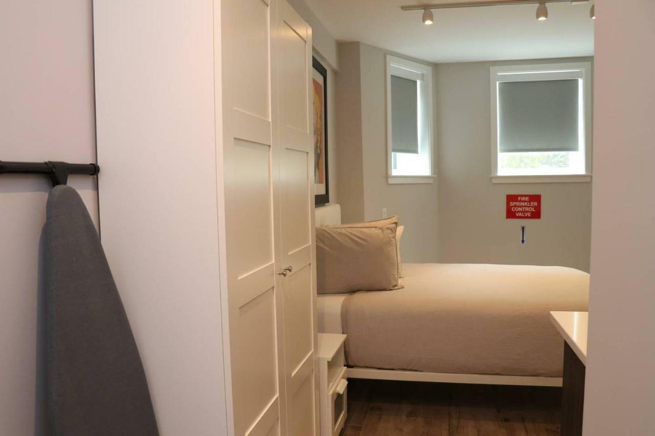 Stylish Studio In Brookline-5Min Train To Boston.. #2 Kültér fotó